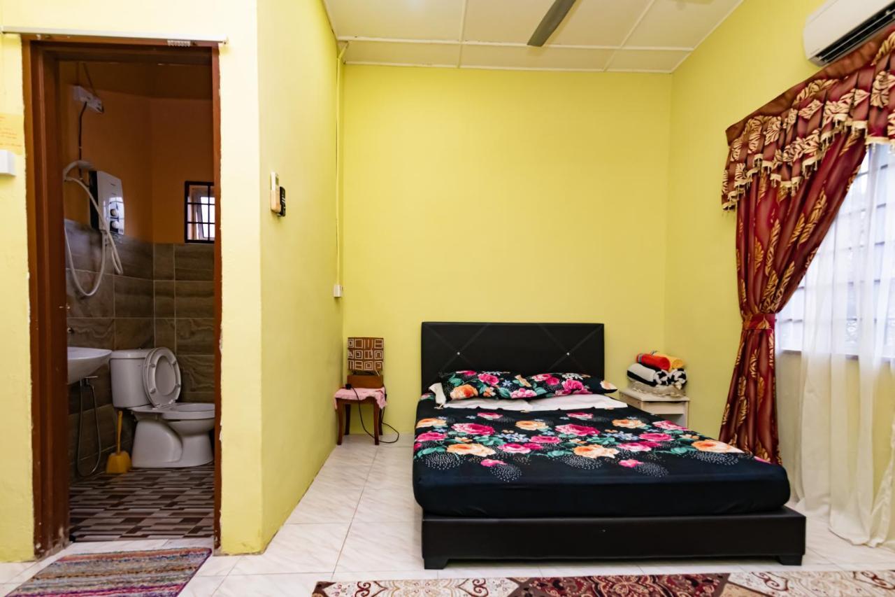 Tamu Nor Homestay Куантан Экстерьер фото