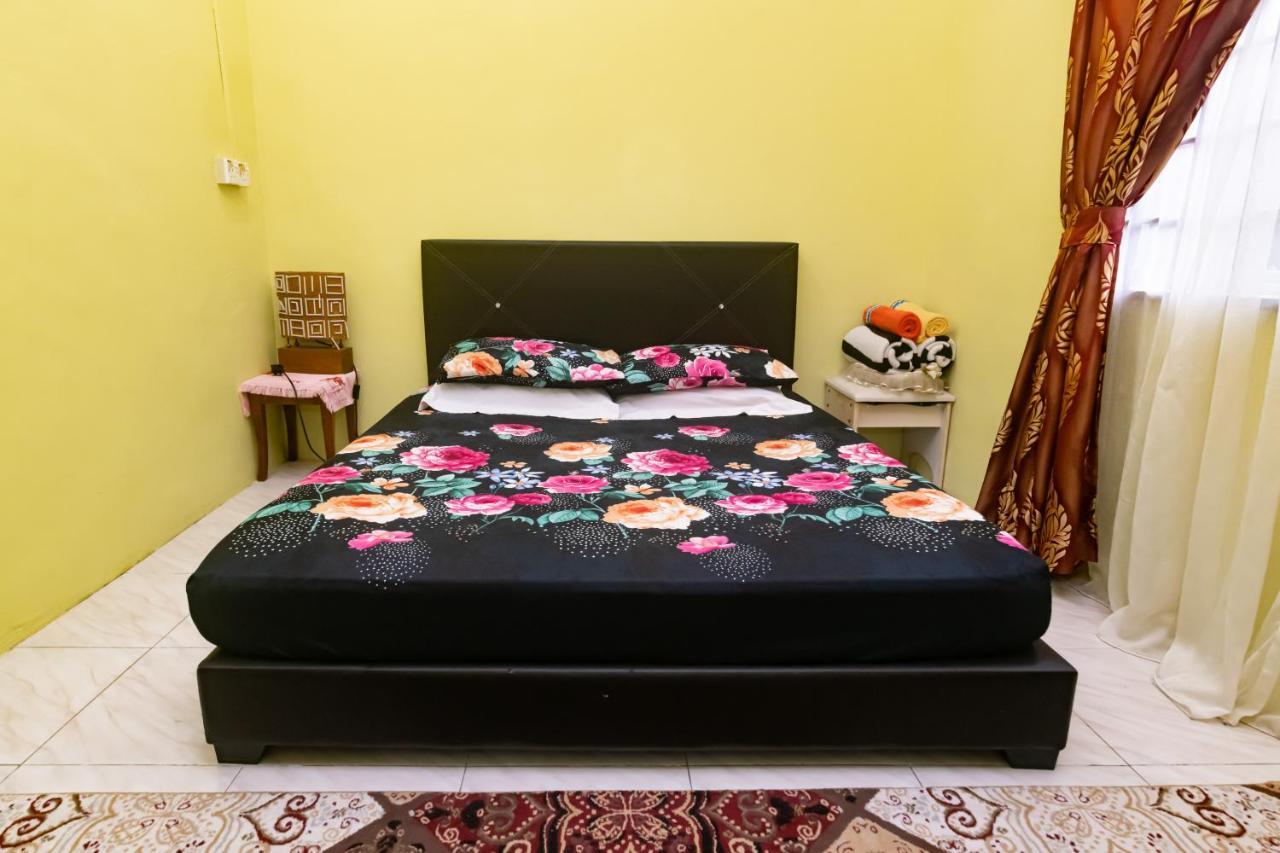 Tamu Nor Homestay Куантан Экстерьер фото